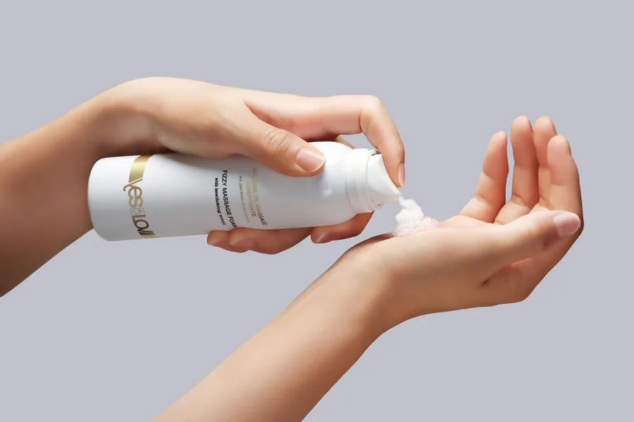 Масажна піна YESforLOV FIZZY MASSAGE FOAM with bewitching scent 150 мл