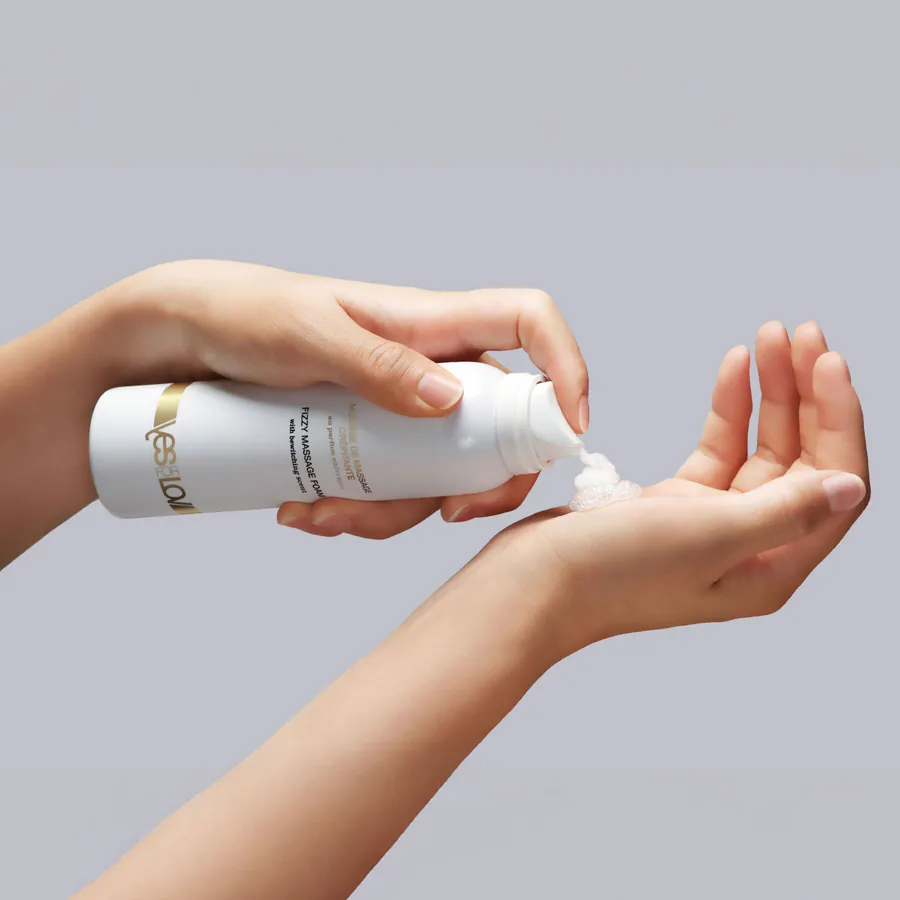 Масажна піна YESforLOV FIZZY MASSAGE FOAM with bewitching scent 150 мл