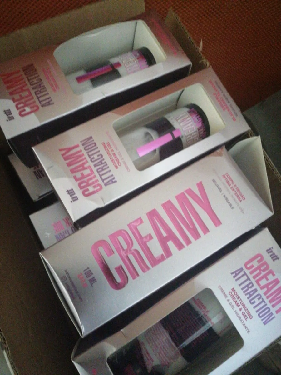 Увлажняющий крем-гель 2в1 Intt Creamy Attraction Blackberry 100мл (мятая упаковка!!!)