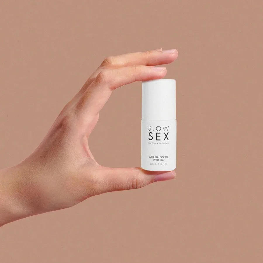 Олія для збудження Bijoux Indiscrets SLOW SEX Arousal Sex Oil CBD (30 мл)