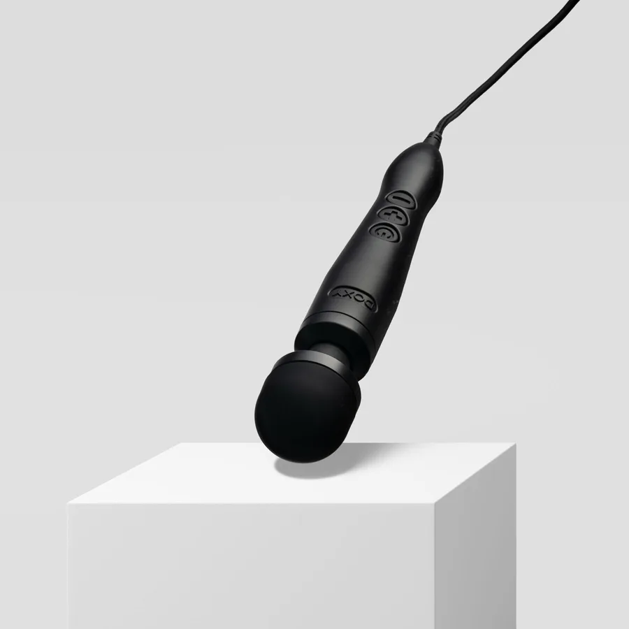 Вибромассажер DOXY3 USB-C Massager MATTE BLACK, кабель USB-C, регулируемая интенсивность, компактный