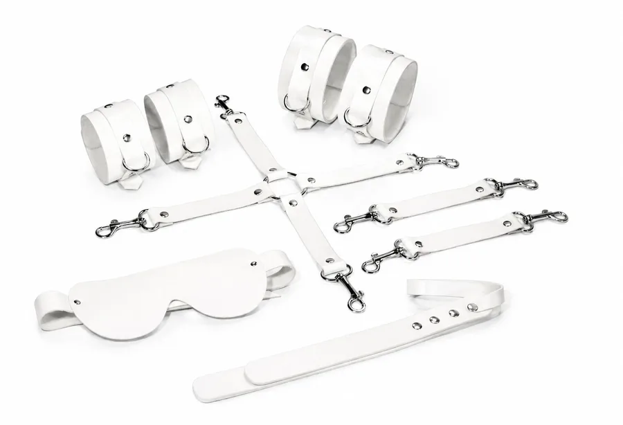 Набор Feral Feelings BDSM Kit 5 White, наручники, поножи, крестовина, маска, паддл