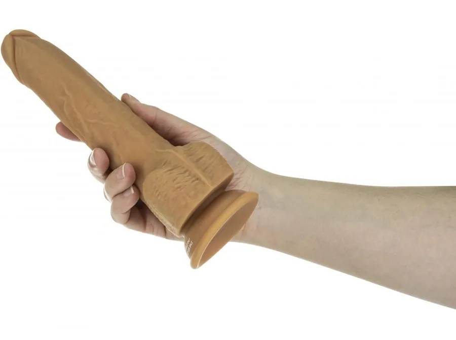 Фаллоимитатор с пульсацией Naked ADDICTION Dominic 9″ Caramel, пульт ДУ, диаметр 4,2 см