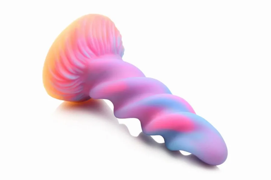 Фэнтезийный фаллоимитатор Creature Cocks Glow-in-the-Dark Unicorn Dildo, светится в темноте, 20,6 см