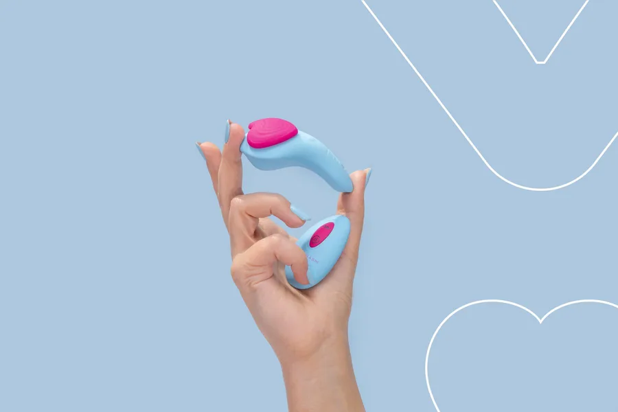 Вібратор у трусики FairyGasm HeartGem blue, на магніті, пульт ДК
