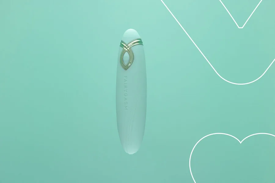Мини-вибратор FairyGasm PleasureArrow green