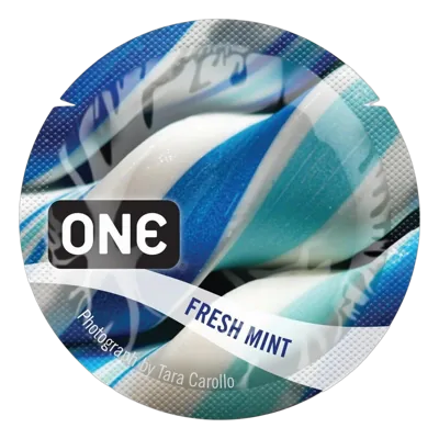 Ароматизований презерватив ONE FlavorWaves Fresh Mint, 1 шт, яскраво-синій, запах м’яти