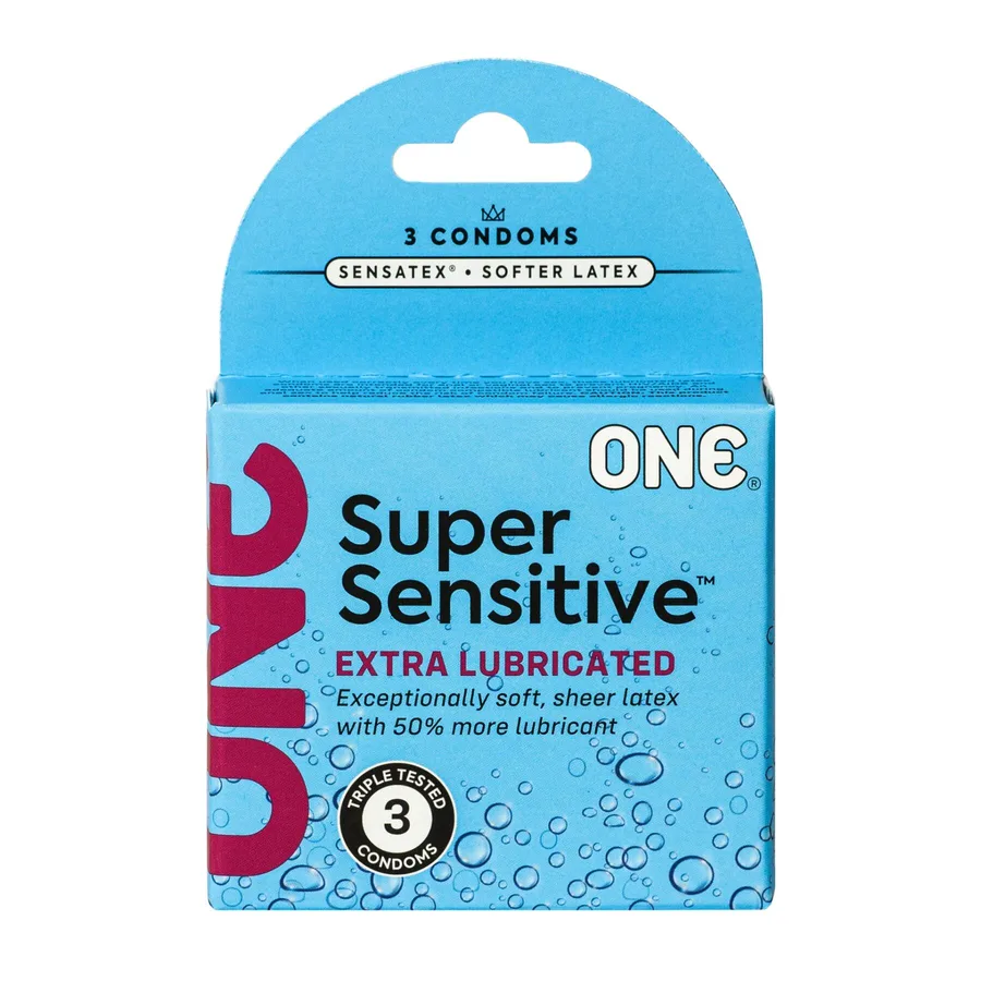 Презервативи ONE Super Sensitive, 3 шт, гладенькі, з додатковою змазкою, картонне паковання