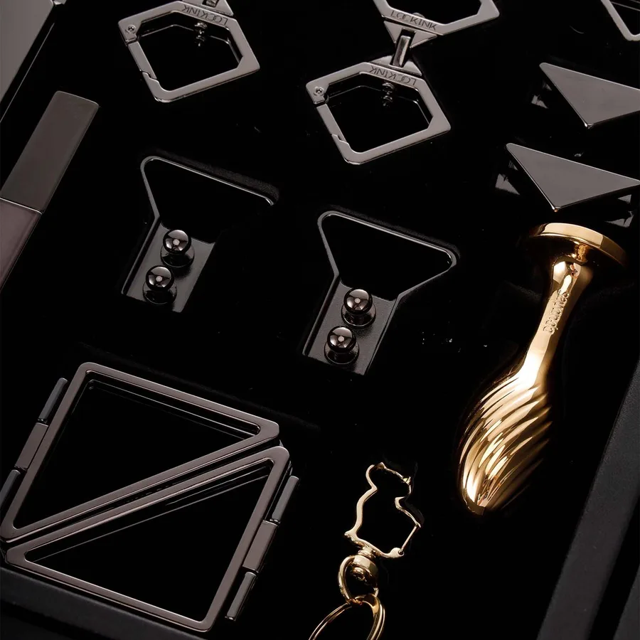 БДСМ-набор LOCKINK All-in-1 BDSM Play Kit, черный, ремни, маска, кляпы, анальные пробки, свечи