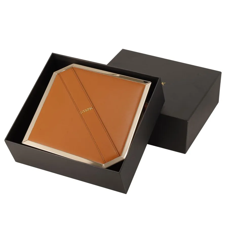 Сумка для секс-игрушек LOCKINK Mysterious Square Kink Bag, коричневая, набор для бондажа в комплекте