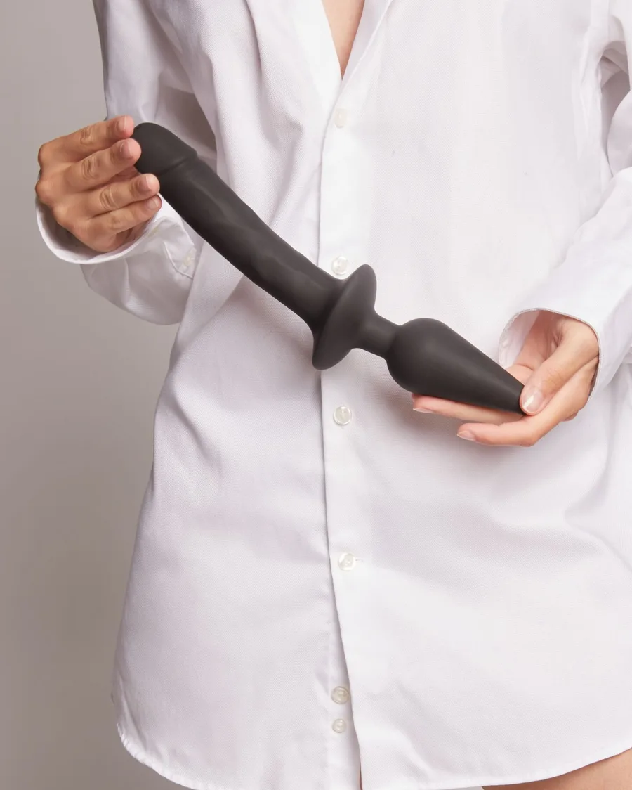 Анальна пробка з дилдо 2в1 Strap-On-Me SWITCH PLUG-IN REALISTIC DILDO Black XXL, діаметр 5,2/3,9 см